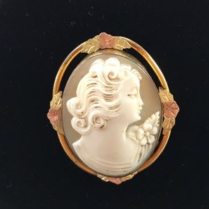 Cameo Brooch/Pendant